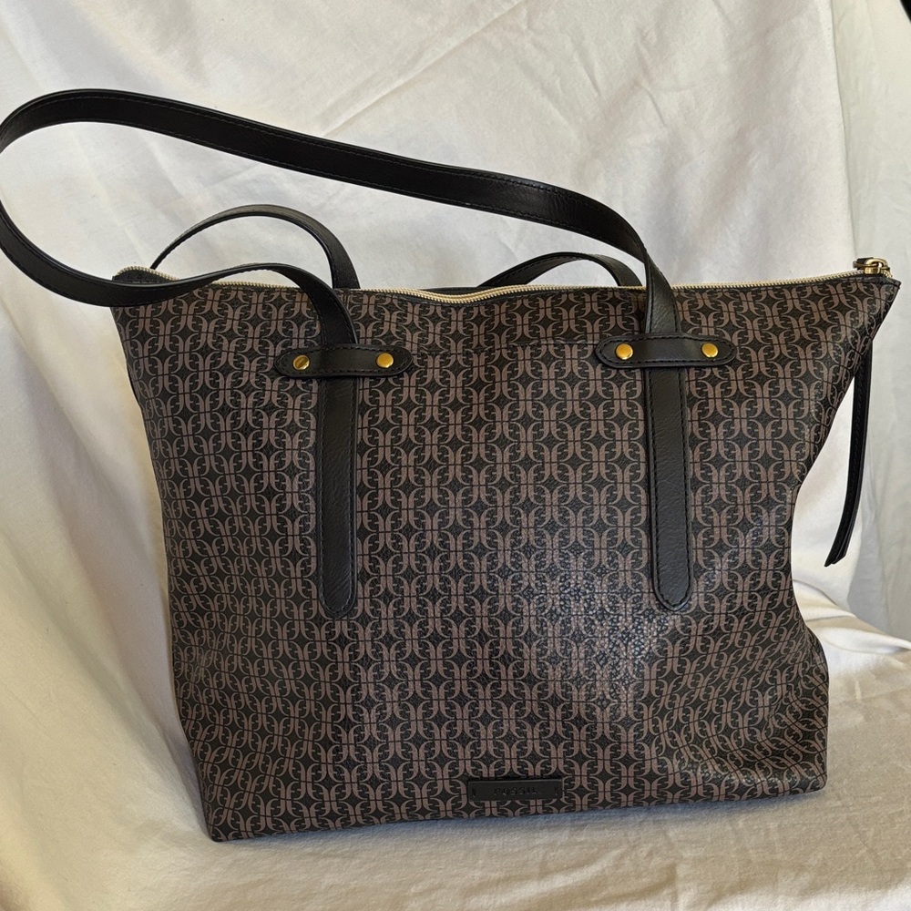 Fossil Black and Brown Patterned Tote with dust bag